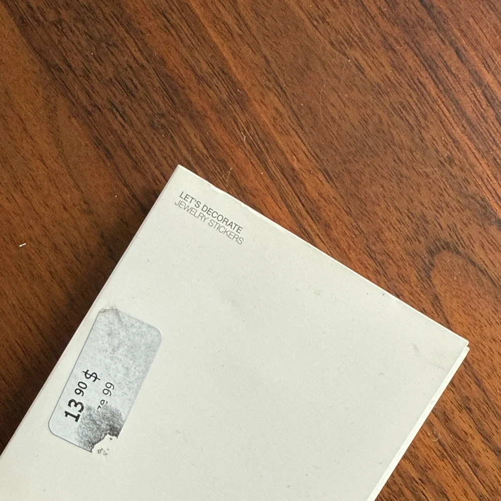 Zara - jewelry stickers - Picture 2 of 2